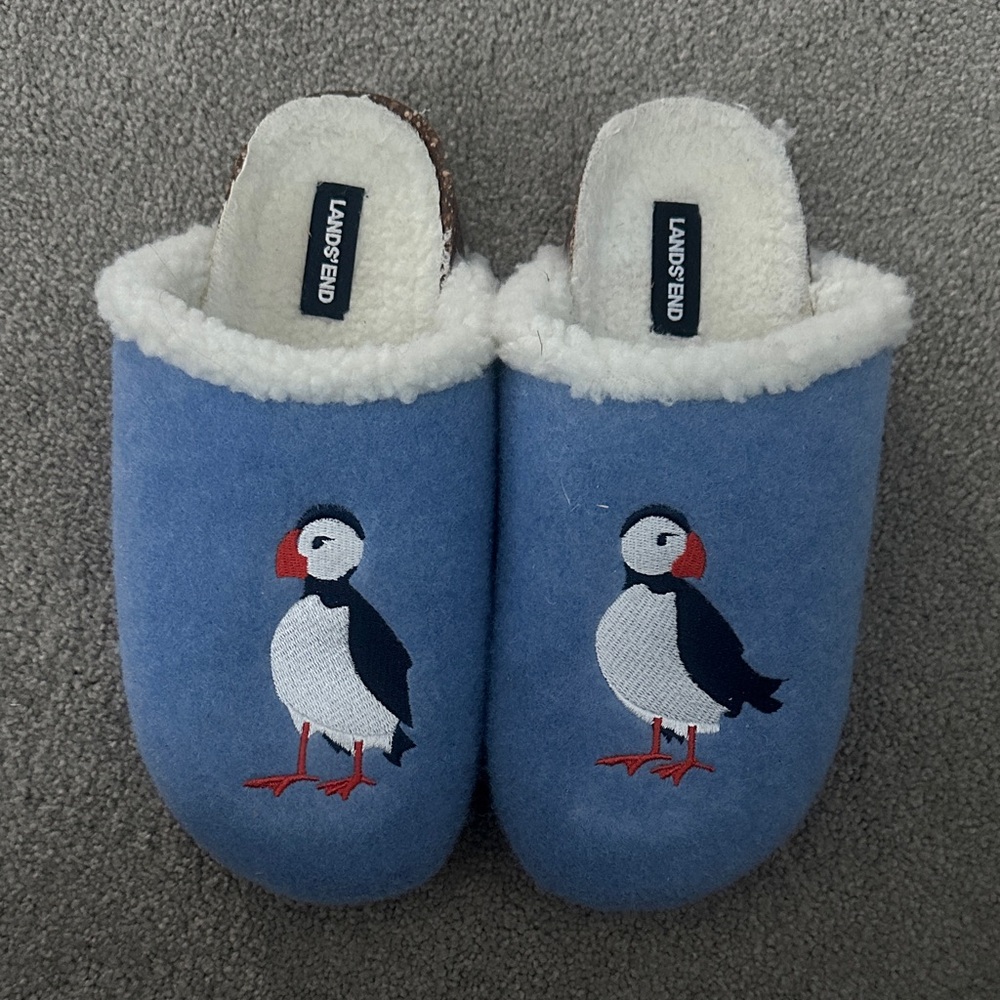 Lands' End Blue Puffin Embroidered Slippers